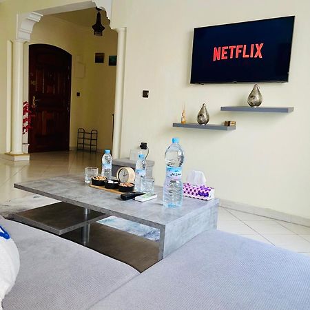 Dar Bouchra, Cozy Appartement, Centre Gueliz Marrakech مراكش المظهر الخارجي الصورة